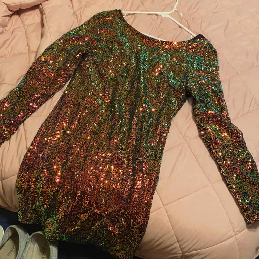 Sequin short dress with gold zipper